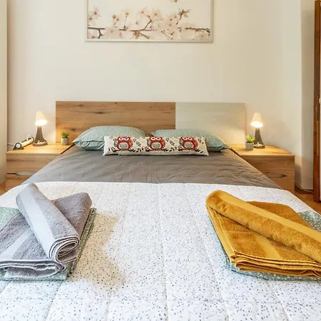 Vivid By Ndk And Vitosha Blvd With Free Secured Parking And Ac Apartment