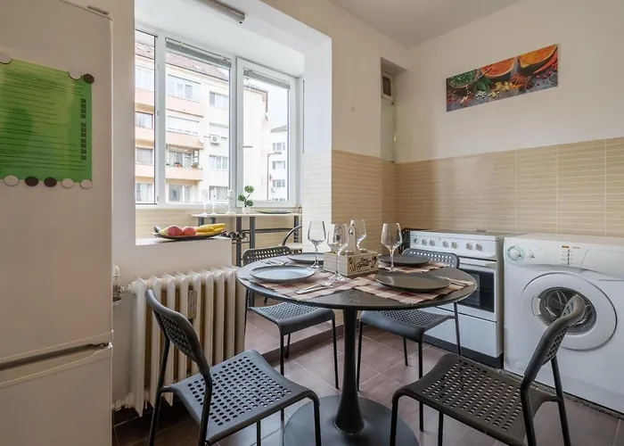 Vivid By Ndk And Vitosha Blvd With Free Secured Parking And Ac Διαμέρισμα *