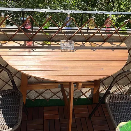 Apartman Vivid By Ndk And Vitosha Blvd With Free Secured Parking And Ac Szófia